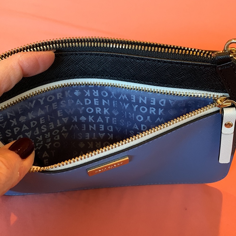 Kate Spade Wristlet - Picture 5 of 5